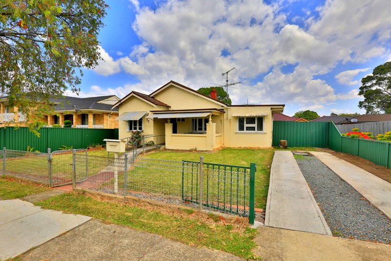 Photo - 77 Clarence Street, Condell Park NSW 2200 - Image 2