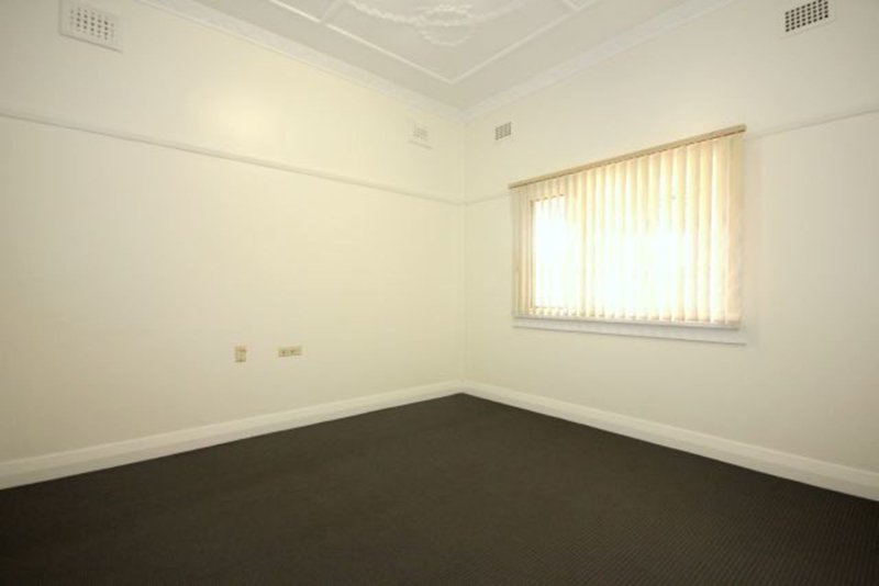 Photo - 77 Clarence Street, Condell Park NSW 2200 - Image 7