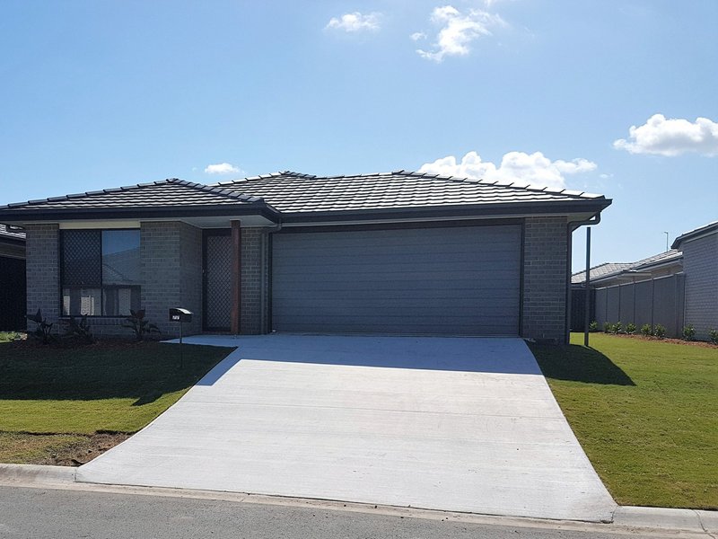 Photo - 77 Cod Circuit, Bongaree QLD 4507 - Image 1