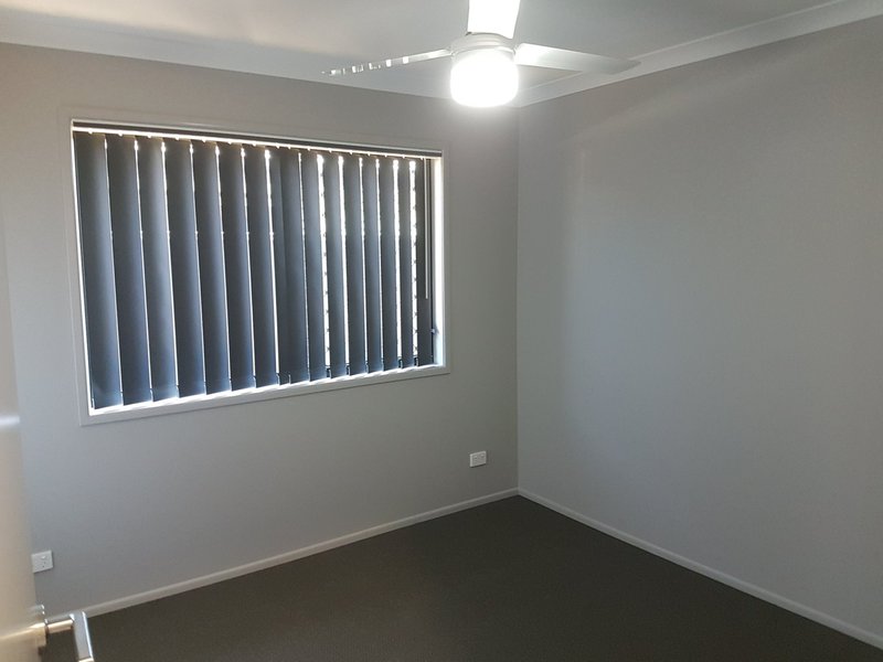 Photo - 77 Cod Circuit, Bongaree QLD 4507 - Image 4