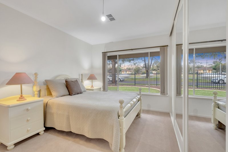 Photo - 77 Collingbourne Drive, Elizabeth Vale SA 5112 - Image 5