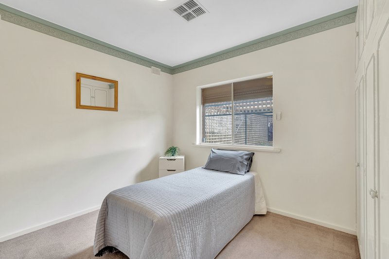 Photo - 77 Collingbourne Drive, Elizabeth Vale SA 5112 - Image 13