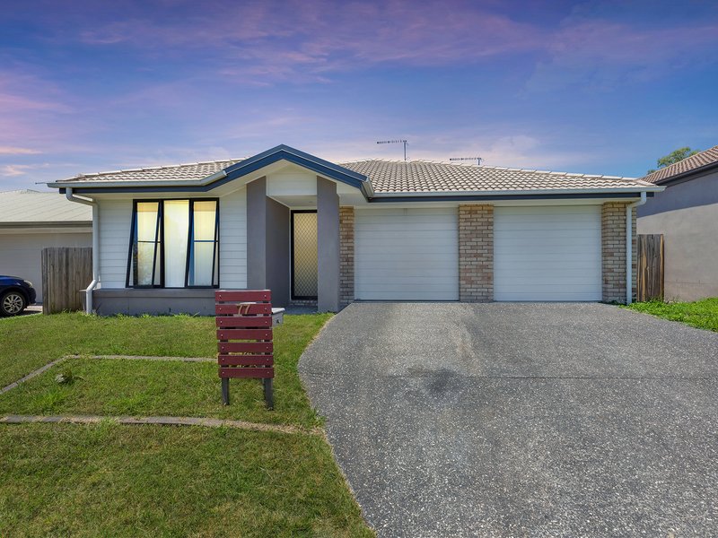 77 Cordeaux Crescent, Redbank Plains QLD 4301