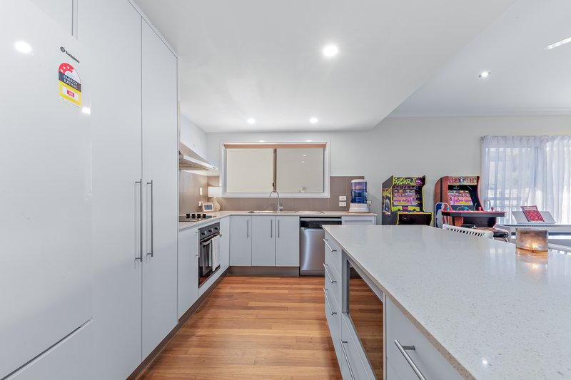 Photo - 77 Country Road, Cannonvale QLD 4802 - Image 6
