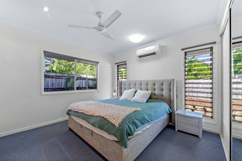 Photo - 77 Country Road, Cannonvale QLD 4802 - Image 10