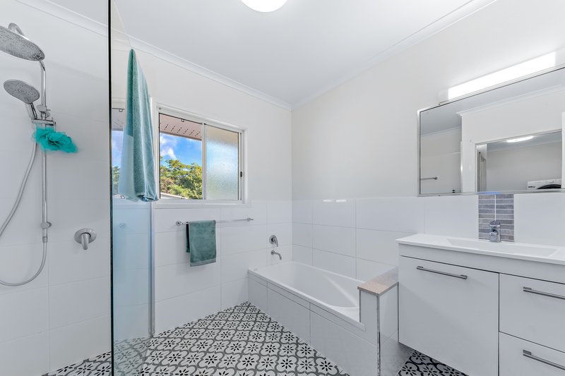 Photo - 77 Country Road, Cannonvale QLD 4802 - Image 13