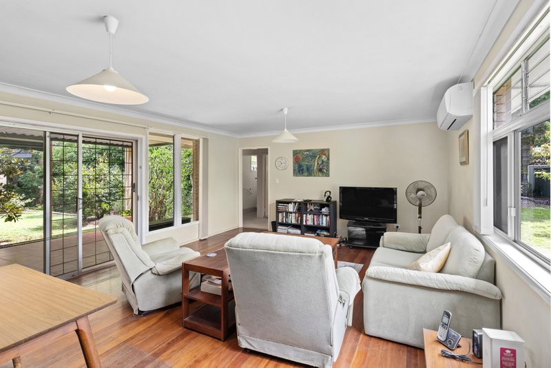 Photo - 77 Cremin Street, Upper Mount Gravatt QLD 4122 - Image 2