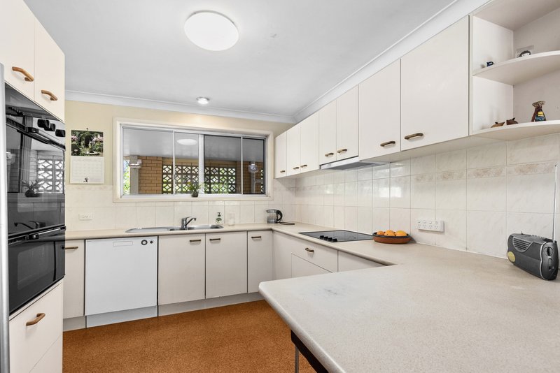 Photo - 77 Cremin Street, Upper Mount Gravatt QLD 4122 - Image 16