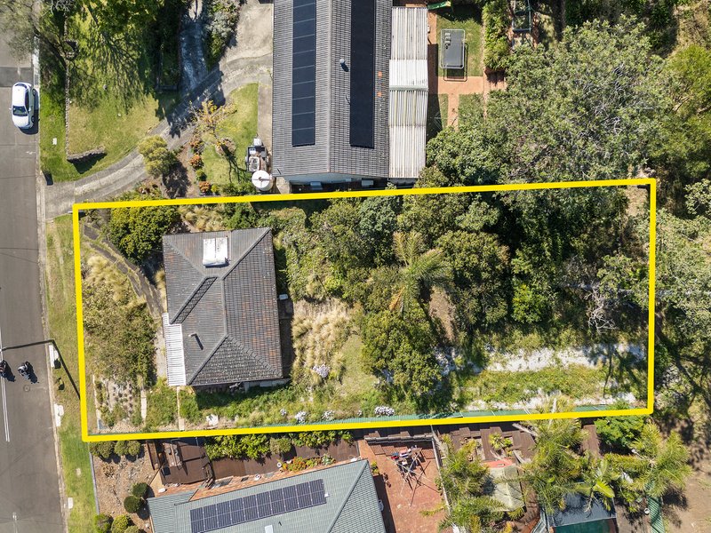 Photo - 77 Cuthbert Drive, Mount Warrigal NSW 2528 - Image 8