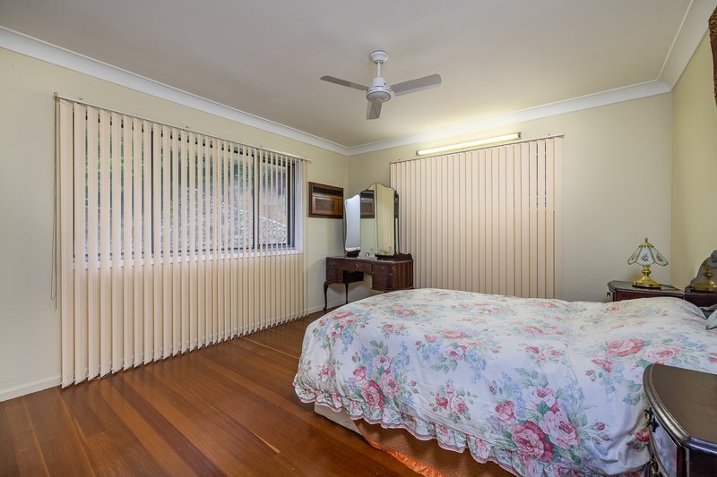 Photo - 77 Dagmar Street, Holland Park West QLD 4121 - Image 5