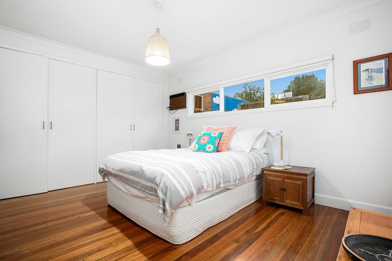 Photo - 77 Davey Street, Parkdale VIC 3195 - Image 6