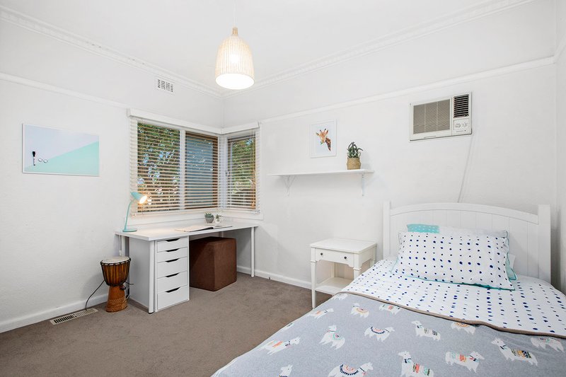 Photo - 77 Davey Street, Parkdale VIC 3195 - Image 7