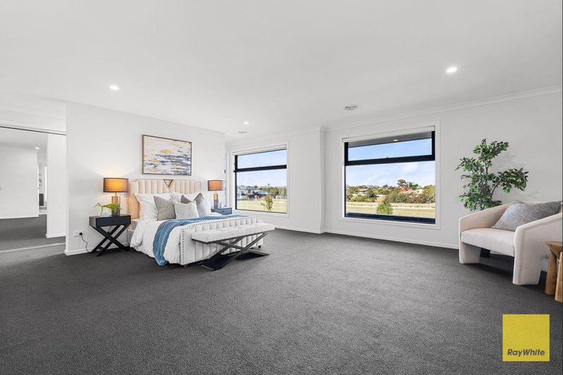 Photo - 77 Dominion Drive, Burnside VIC 3023 - Image 12