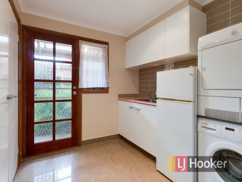 Photo - 77 Eagle Drive, Pakenham VIC 3810 - Image 15