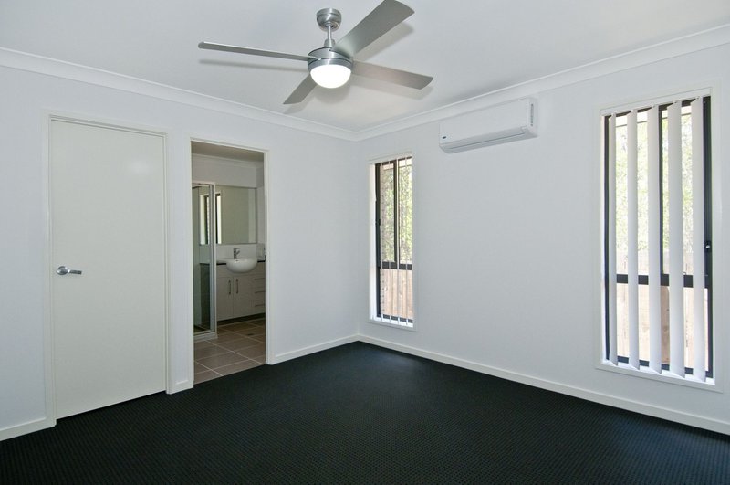 Photo - 77 East Beaumont Road, Park Ridge QLD 4125 - Image 9