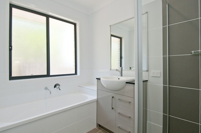 Photo - 77 East Beaumont Road, Park Ridge QLD 4125 - Image 12