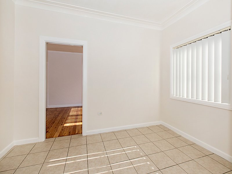 Photo - 77 Edgar Street, Bankstown NSW 2200 - Image 5