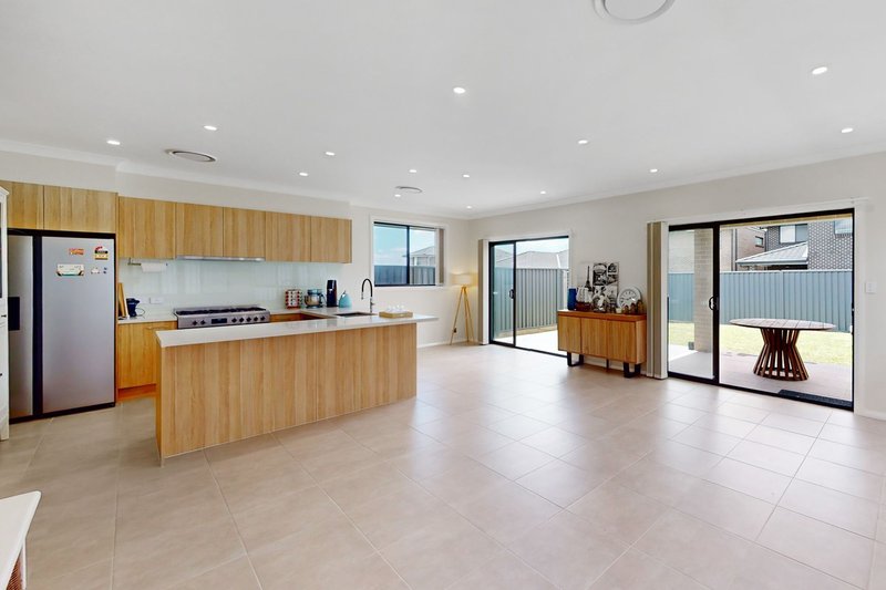 Photo - 77 Eighth Avenue, Austral NSW 2179 - Image 2