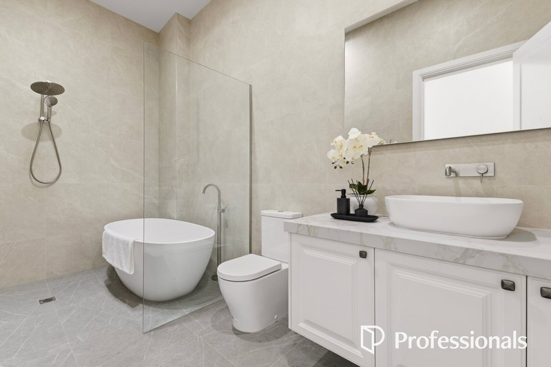 Photo - 77 Elm Street, Northcote VIC 3070 - Image 9
