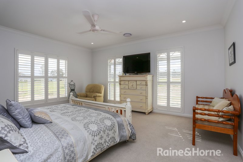 Photo - 77 Fleming Drive, Laffing Waters NSW 2795 - Image 10