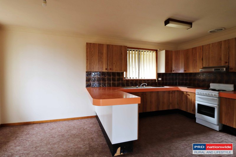 Photo - 77 Gilbert Street, Tumbarumba NSW 2653 - Image 4