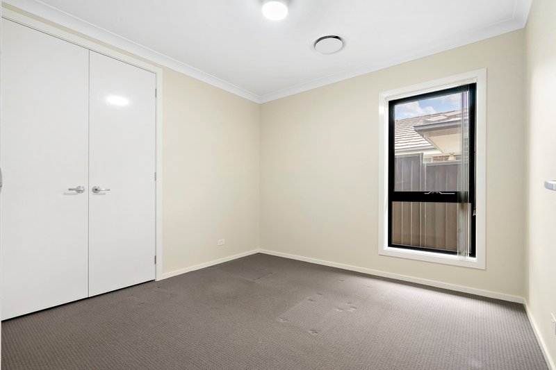 Photo - 77 Glenmore Ridge Drive, Glenmore Park NSW 2745 - Image 7