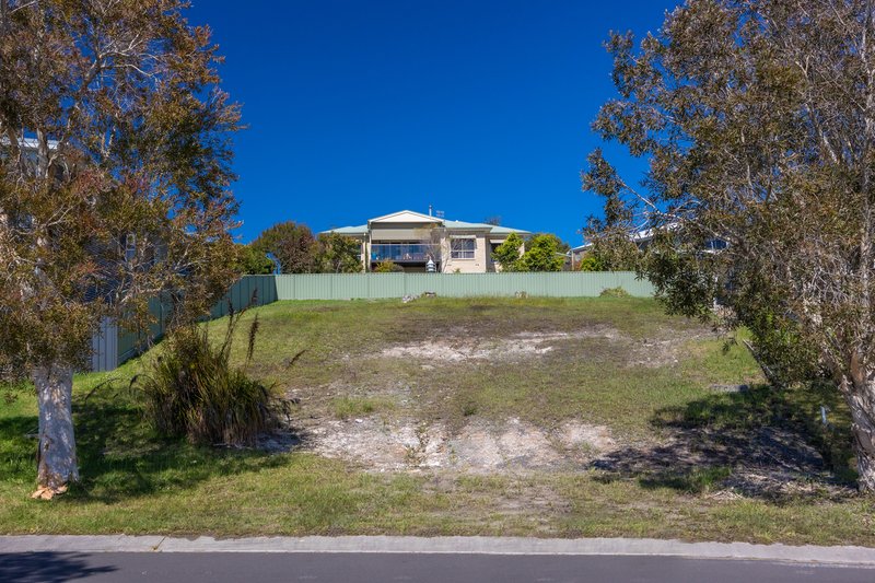 Photo - 77 Golden Wattle Drive, Ulladulla NSW 2539 - Image 10