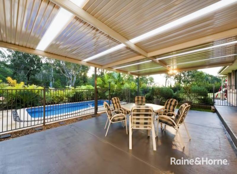 Photo - 77 Guardian Ave , Beaumont Hills NSW 2155 - Image 6