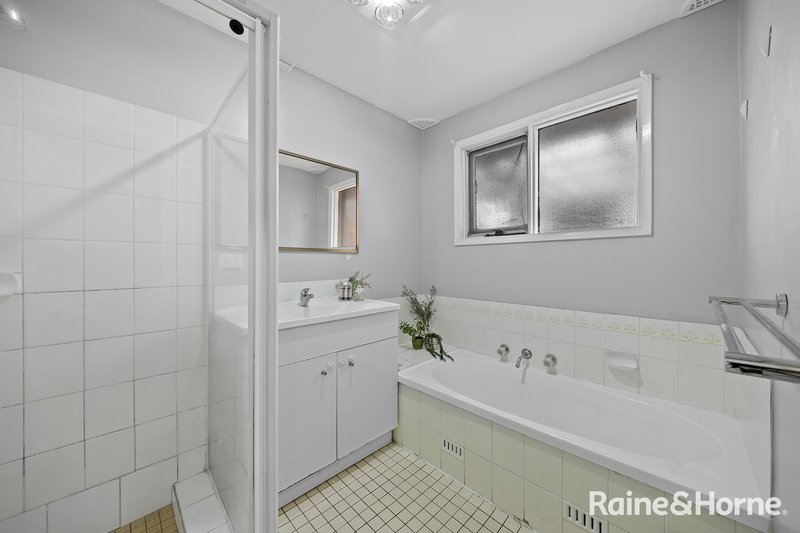 Photo - 7/7 Hanlon Close, Minto NSW 2566 - Image 5