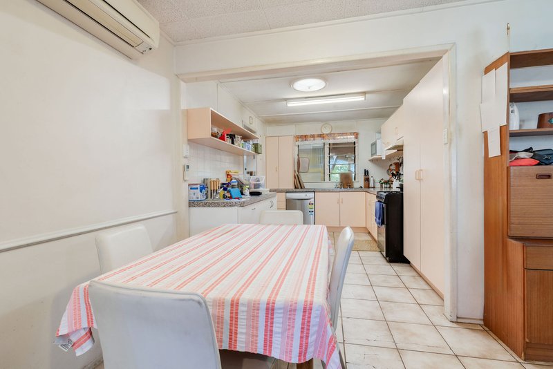 Photo - 77 Hirschfield Street, Zillmere QLD 4034 - Image 4