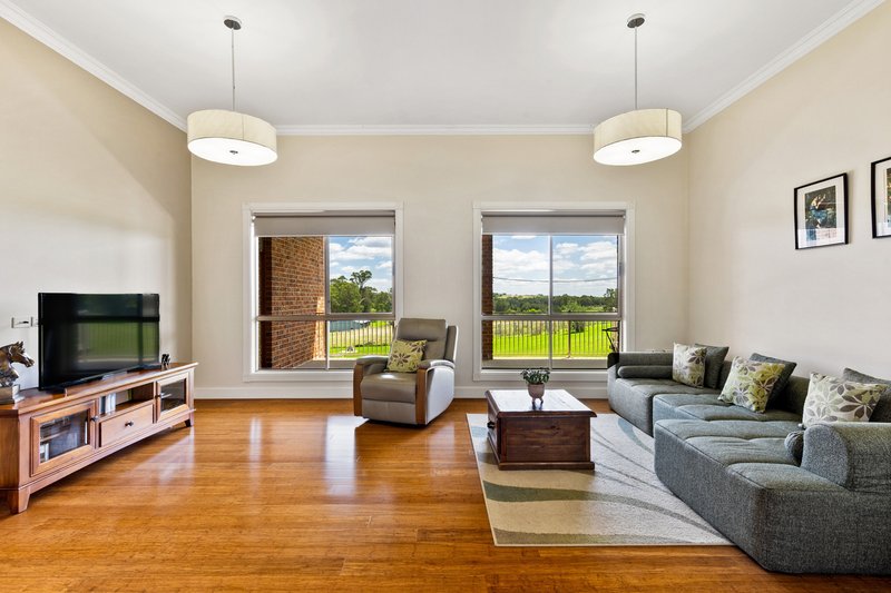 Photo - 77 Homestead Road, Orchard Hills NSW 2748 - Image 4