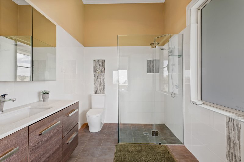 Photo - 77 Homestead Road, Orchard Hills NSW 2748 - Image 6