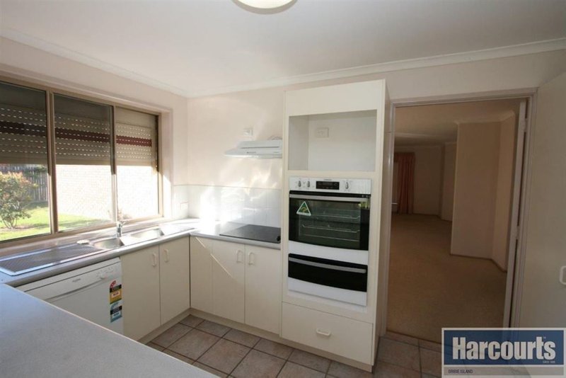 Photo - 77 Lachlan Crescent, Sandstone Point QLD 4511 - Image 2