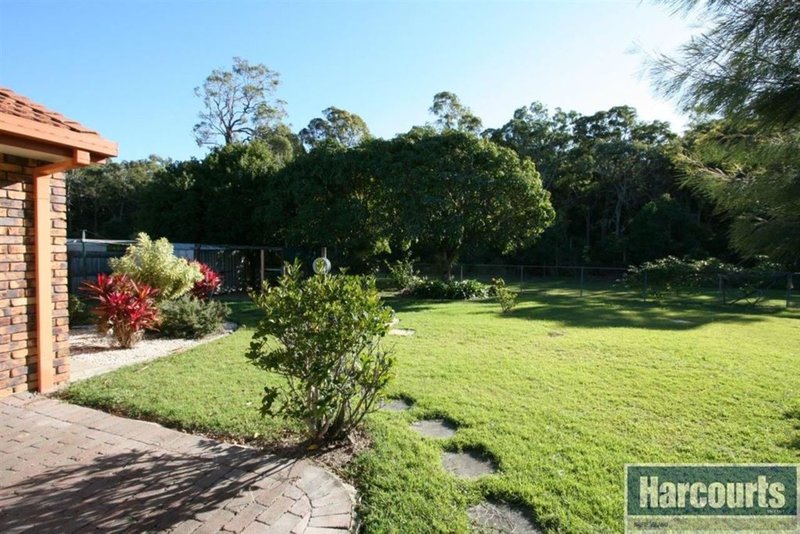 Photo - 77 Lachlan Crescent, Sandstone Point QLD 4511 - Image 11