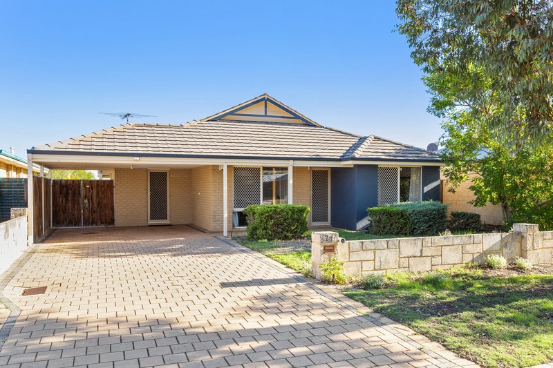 77 Larrawa Circle, Ellenbrook WA 6069