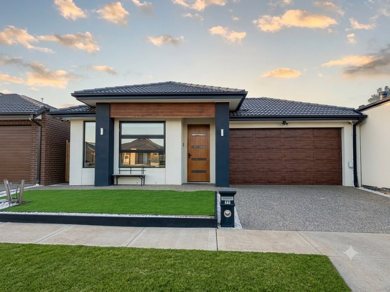 Photo - 77 Lucania Crescent, Tarneit VIC 3029 - Image 1
