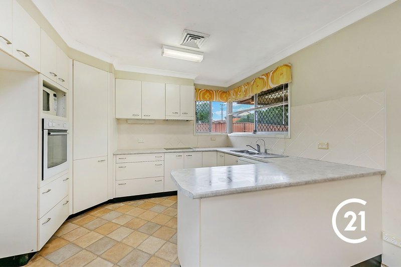 Photo - 77 Mississippi Road, Seven Hills NSW 2147 - Image 3