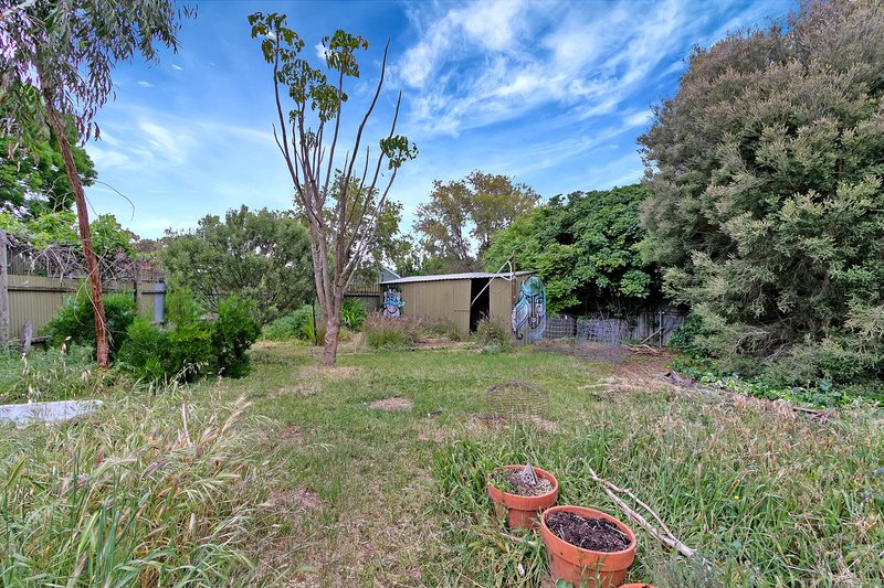 Photo - 77 Northampton Crescent, Elizabeth East SA 5112 - Image 12