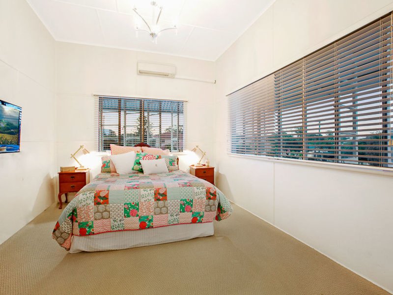 Photo - 77 Orana Street, Carina QLD 4152 - Image 3