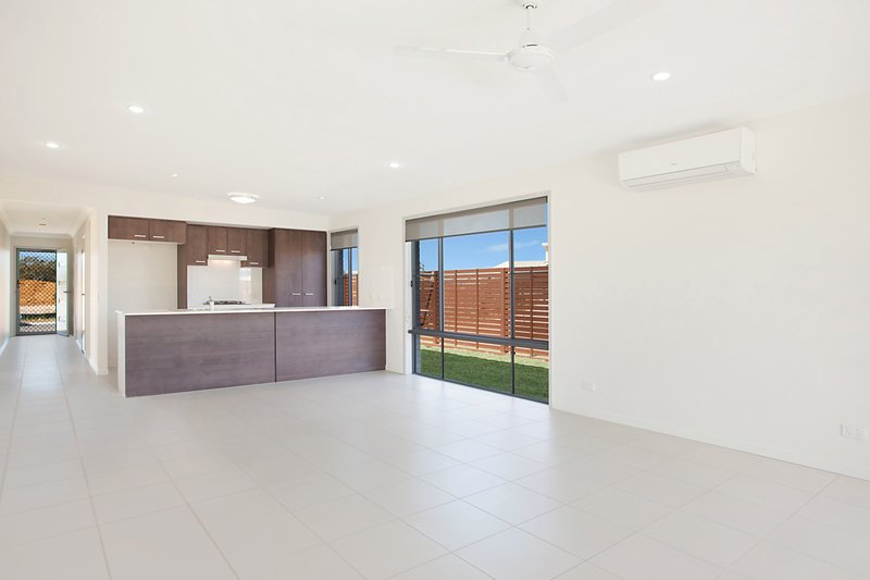 Photo - 77 Park Vista Drive, Mango Hill QLD 4509 - Image 4