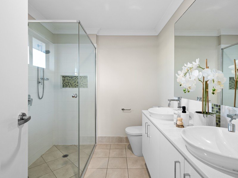 Photo - 77 Parklands Circuit, Rochedale QLD 4123 - Image 17