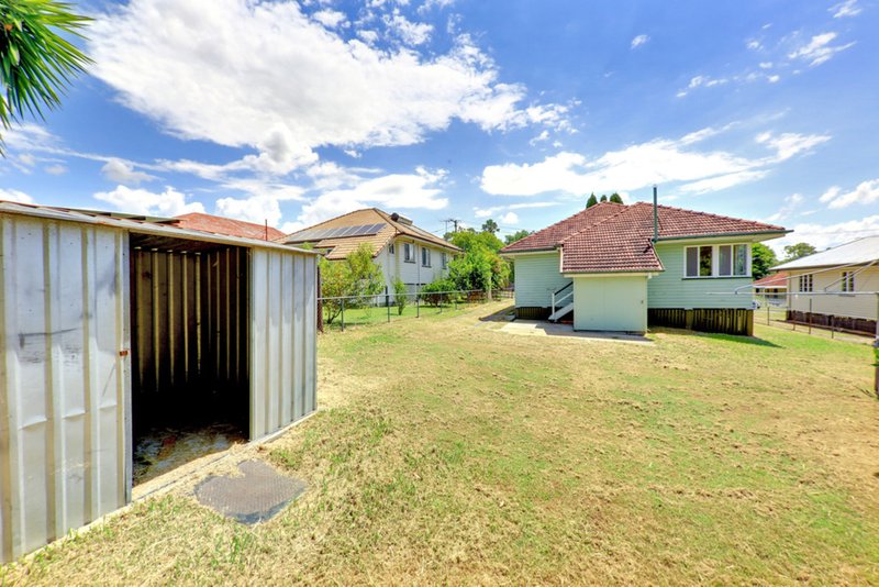 Photo - 77 Poplar Street, Inala QLD 4077 - Image 2