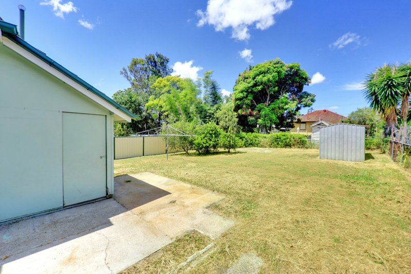 Photo - 77 Poplar Street, Inala QLD 4077 - Image 9