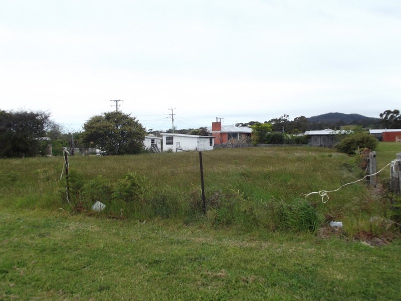 Photo - 77 Quail Street, St Helens TAS 7216 - Image 2