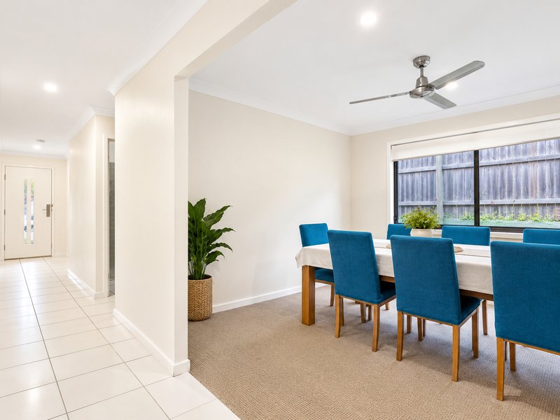 Photo - 77 River Run Circuit, Ormeau Hills QLD 4208 - Image 5