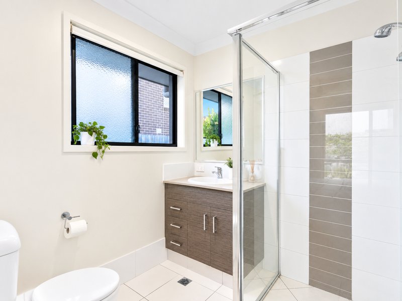 Photo - 77 River Run Circuit, Ormeau Hills QLD 4208 - Image 14