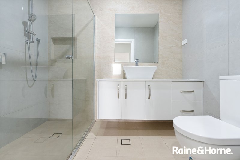 Photo - 77 Seventh Avenue, Austral NSW 2179 - Image 4