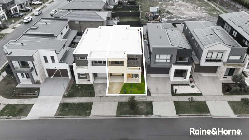 Photo - 77 Seventh Avenue, Austral NSW 2179 - Image 13