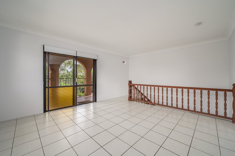 Photo - 77 Shaw Street, New Auckland QLD 4680 - Image 4