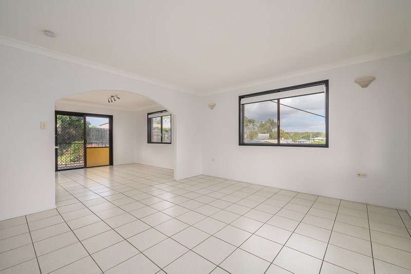 Photo - 77 Shaw Street, New Auckland QLD 4680 - Image 5